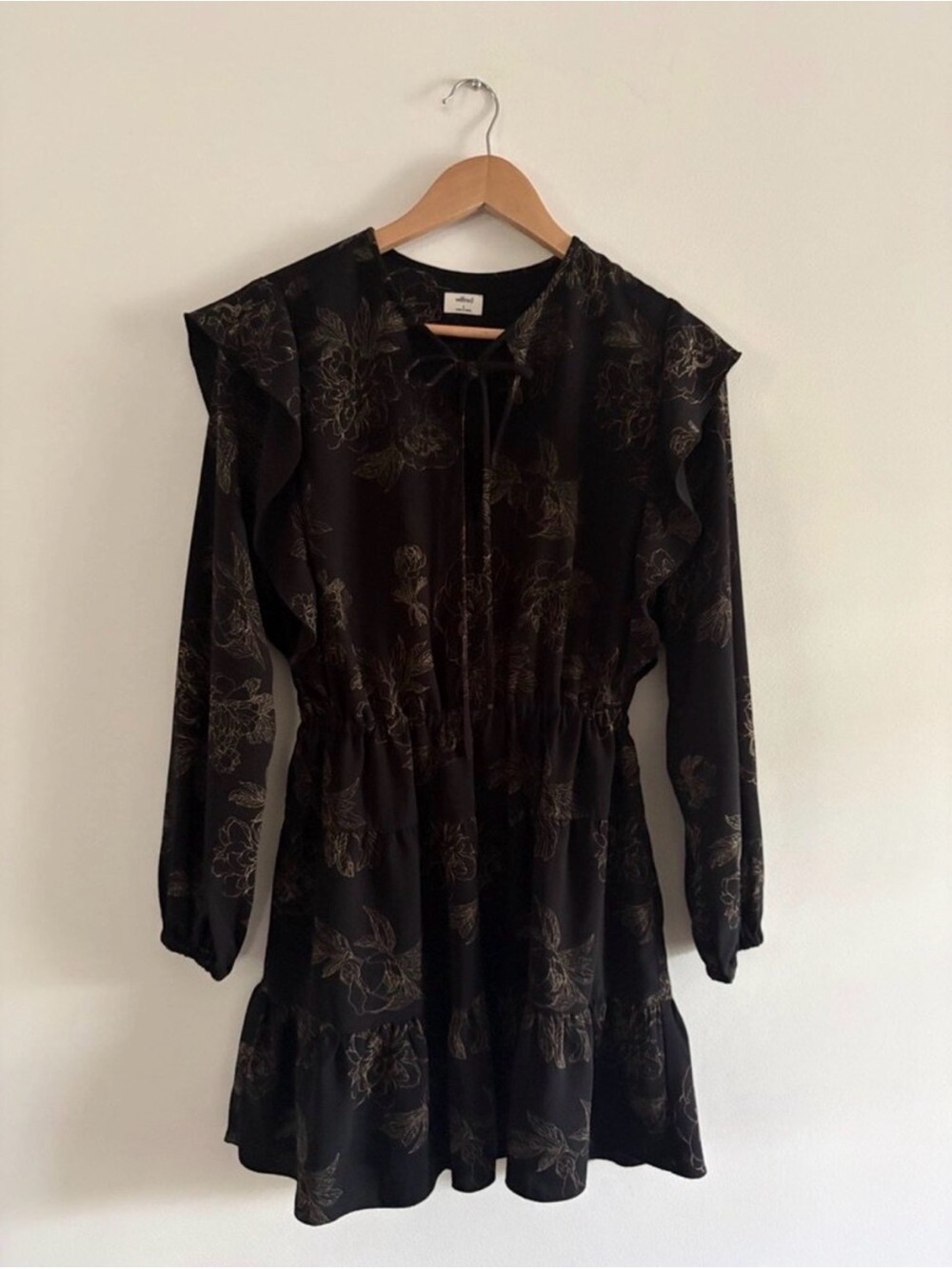 Aritzia Wilfred Marvelle Floral Dress